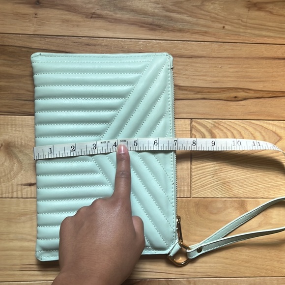 A New Day Wristlet - Picture 6 of 10